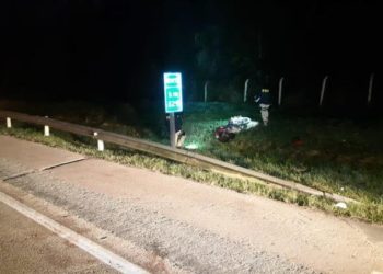 Motociclista cai na BR-101 e morre atropelado em Balneário Camboriú