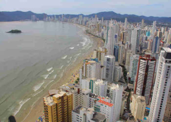 Live BC Abraça Você comemora os 57 anos de Balneário Camboriú na terça-feira