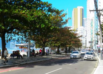 Variante Delta traz risco para todas as idades e pode lotar sistema de saúde em SC