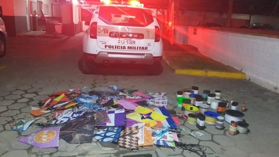 POLÍCIA MILITAR FAZ APREENSÃO DE PIPAS EM NAVEGANTES