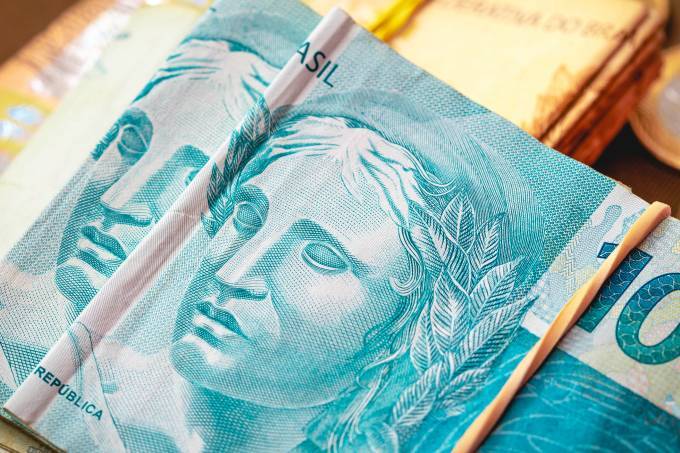 Quem pode receber o benefício de R$ 600 e como será feito o pagamento