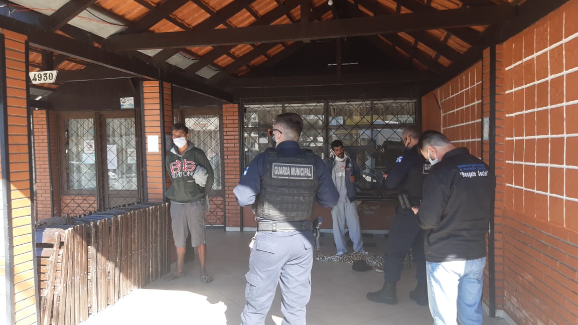 Abordagem Social acolhe 20 moradores em situação de rua no final de semana
