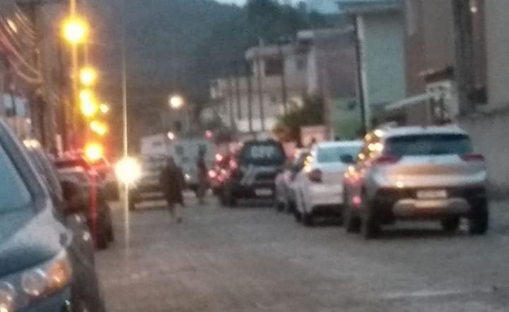 Homem faz namorada refém e é morto pela PM em Balneário Camboriú