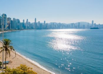 Balneário Camboriú é a primeira cidade do Brasil em Meio Ambiente