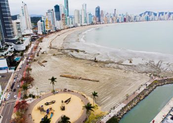 Trecho sul da Praia Central fica pronto nesta sexta-feira