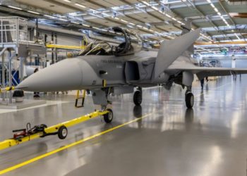 Mais quatro caças Gripen da FAB chegarão ao Brasil por SC