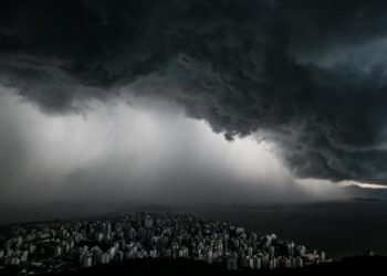 Alerta para temporais e calorão neste fim de semana em Santa Catarina