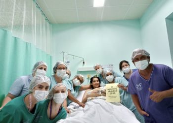 Nasce primeiro bebê de 2022 em Balneário Camboriú