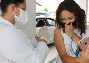Sábado, dia 15, é dia de vacinação contra a Covid-19 em Camboriú