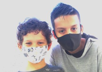 Uso de máscaras deixa de ser obrigatório para crianças com menos de 12 anos em SC