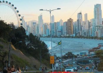 Metro quadrado de Balneário Camboriú é o 2º mais caro do Brasil