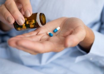 Anvisa proíbe mais de 140 remédios para emagrecer; veja a lista completa