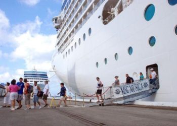Casal de Balneário Camboriú é preso com 12 quilos de cocaína em cruzeiro na França
