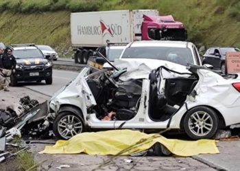 Acidente deixa três mortos e duas crianças gravemente feridas na BR-470 em Blumenau