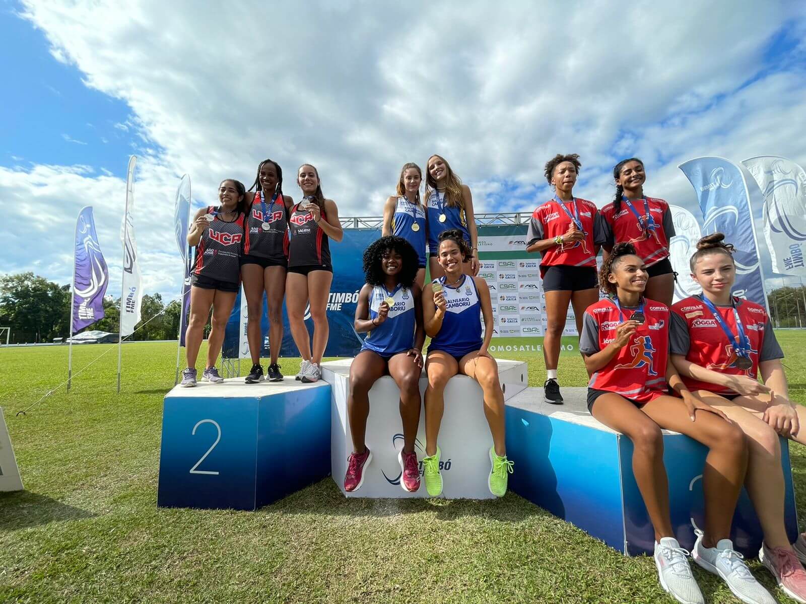 Atletismo feminino de BC conquista 1º lugar 