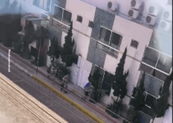 Assaltantes fantasiados com uniformes da Celesc invadem apartamento em BC