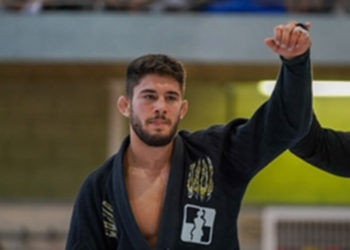 Lutador de Jiu-Jitsu de BC conquista ouro em Campeonato na Espanha