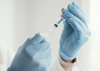 Saúde de Camboriú inicia vacina contra covid para crianças a partir de três anos