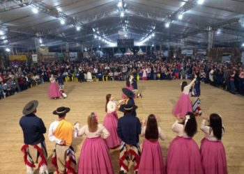 Mais de 14 mil pessoas já passaram pelo Acampamento Farroupilha de Camboriú