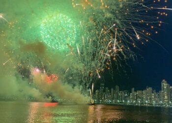 Teste de fogos do Réveillon de Balneário Camboriú será nesta quinta-feira