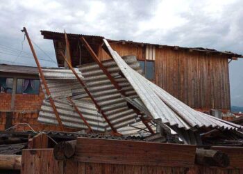 VÍDEO: Chuva e ventos fortes causam estragos em Gaspar