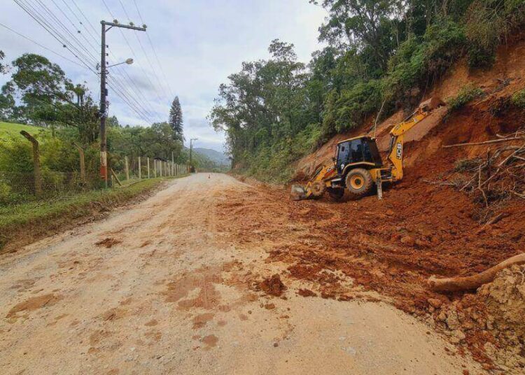 Obras de pavimentação asfáltica