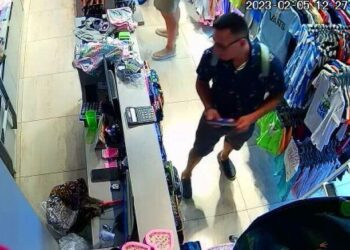 Homem furta IPhone no camelódromo em Balneário Camboriú