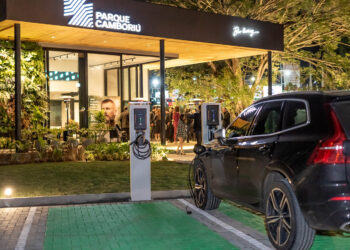 Camboriú ganha pontos gratuitos de carregamento de carros elétricos