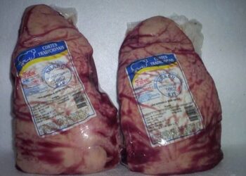 Mulher é presa furtando picanha em supermercado em Balneário Camboriú