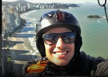 Piloto de Parapente tira a própria vida saltando do morro do careca em BC
