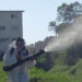 Saúde de Camboriú realiza limpeza e aplicação do fumacê no combate à Dengue