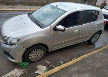 Casal de idosos assaltam mulher em Balneário Camboriú