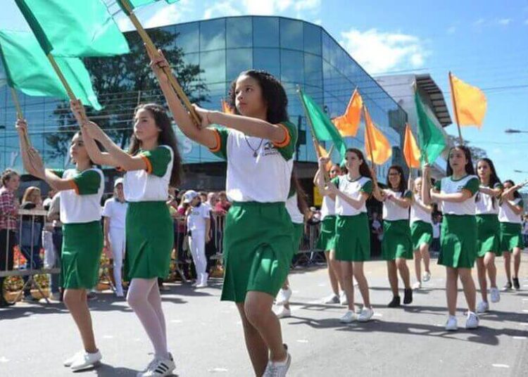 Desfile de 7 de setembro em Camboriú