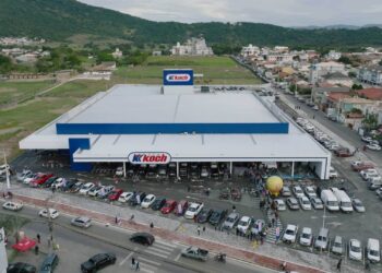 Grupo Koch abre 140 vagas para nova loja em Balneário Piçarras