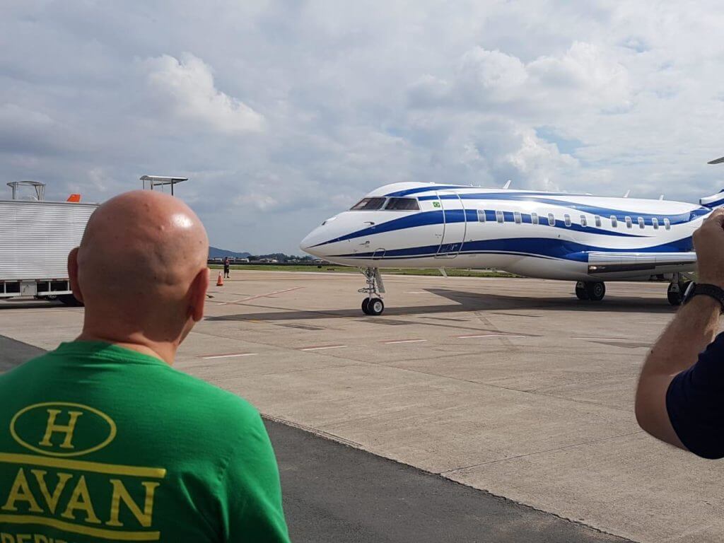 Avião de Luciano Hang voou até a China