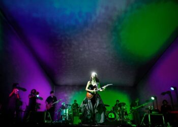 Show de Marisa Monte neste sábado em Balneário Camboriú