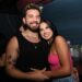 Ana Castela e Gustavo Mioto curtem noite na SHED Club, em Balneário Camboriú