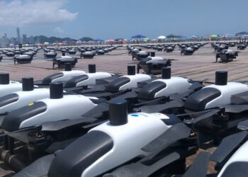 Réveillon: Chega em Balneário Camboriú os mil drones para apresentação fim de ano