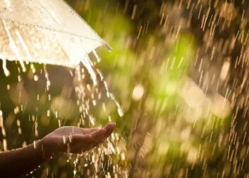 Frente fria se aproxima de Santa Catarina e traz chuvas