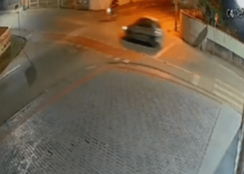 Vídeo: Motorista bêbado atropela motociclista no centro de Camboriú