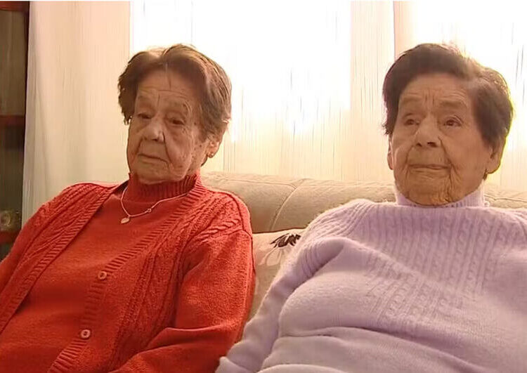 Irmãs gêmeas comemoram 99 anos juntas