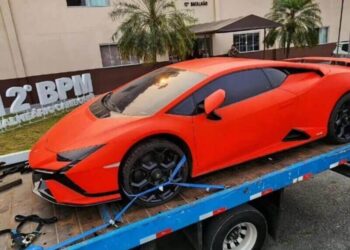 PM apreende carro de luxo avaliado em R$ 5 milhões em Balneário Camboriú