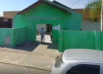 Afastamento de Professora em Camboriú por Suposta Violência Contra Crianças