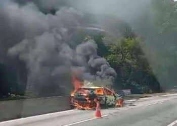 VÍDEO: Incêndio em Carro Causa Congestionamento na BR-101 em Balneário Camboriú
