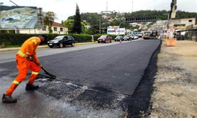 ATENÇÃO | Avenida Santa Catarina Passa por Pavimentação e Terá Interdições Temporárias