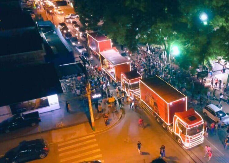 Caravana da Coca-Cola iluminará as ruas de Camboriú