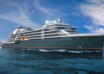 Balneário Camboriú abre temporada de cruzeiros 2024/2025