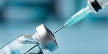 Rússia anuncia vacina contra o câncer; distribuição gratuita a partir de 2025