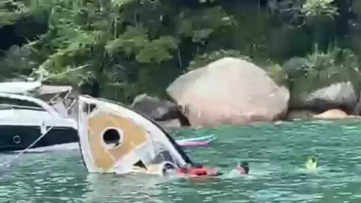 Lancha Naufraga em Laranjeiras e Resgate Mobiliza Marinha e Turistas