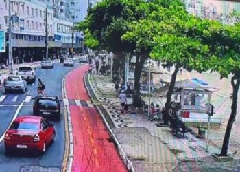 Balneário Camboriú instala câmeras encontradas após dois anos encaixotadas